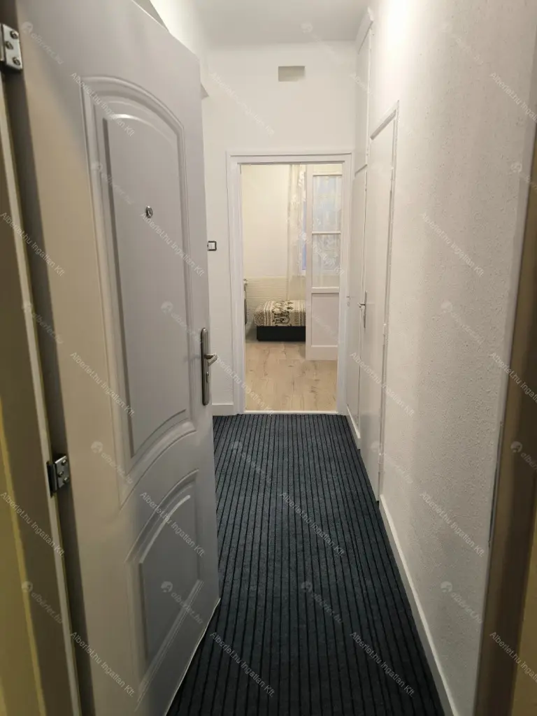 Kiadó albérlet 210000 Ft/hó áron: Budapest, XIII. kerület  Róbert Károly körút. Mérete: 42 nm, 1 szobás | Alberlet.hu - 6663580