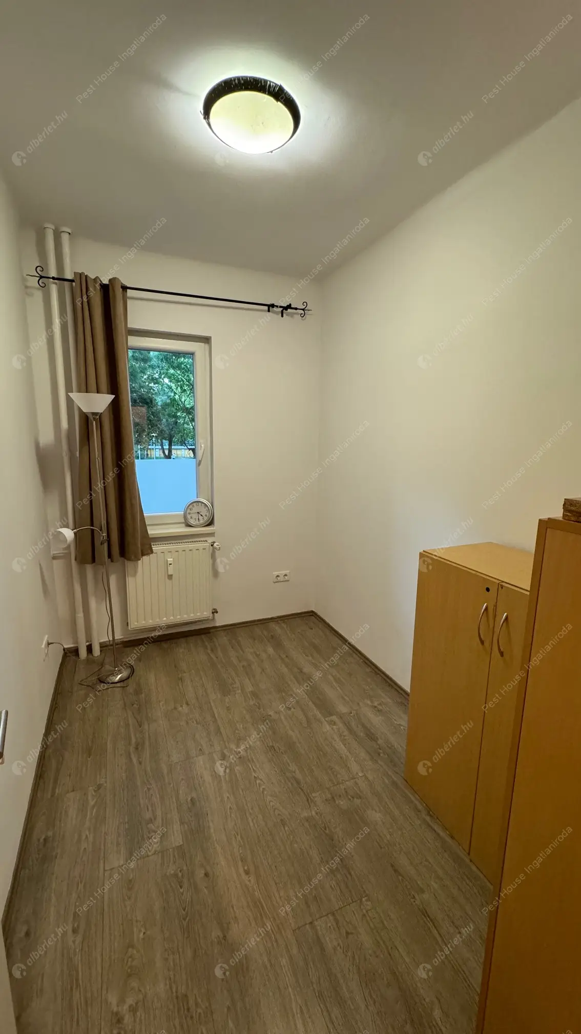 Kiadó albérlet 220000 Ft/hó áron: Budapest, XIII. kerület  Róbert Károly körút. Mérete: 43 nm, 2 szobás | Alberlet.hu - 6572591