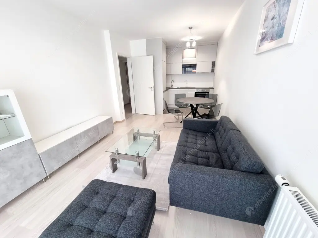 Kiadó albérlet 265000 Ft/hó áron: Budapest, XIII. kerület  Róbert Károly körút. Mérete: 45 nm, 2 szobás | Alberlet.hu - 6572766