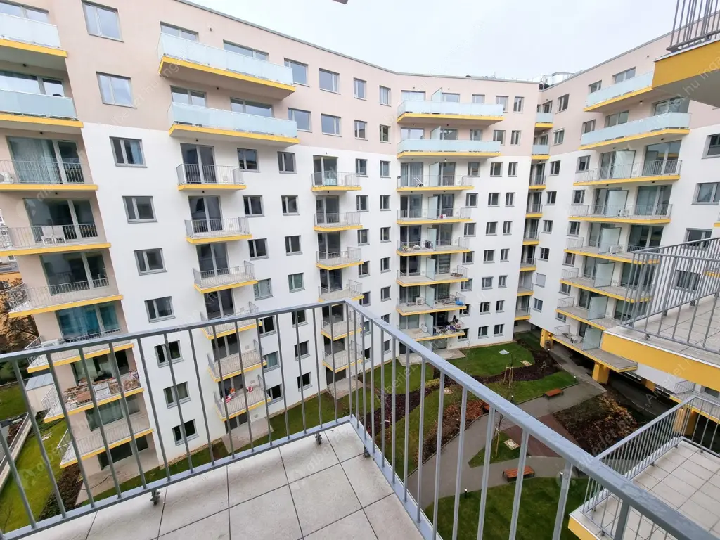 Kiadó albérlet 265000 Ft/hó áron: Budapest, XIII. kerület  Róbert Károly körút. Mérete: 45 nm, 2 szobás | Alberlet.hu - 6572771