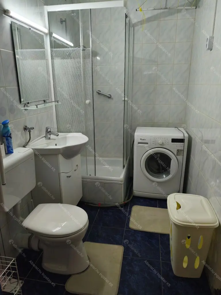 Kiadó albérlet 220000 Ft/hó áron: Budapest, XIII. kerület  Róbert Károly körút. Mérete: 46 nm, 1 szobás | Alberlet.hu - 6665343