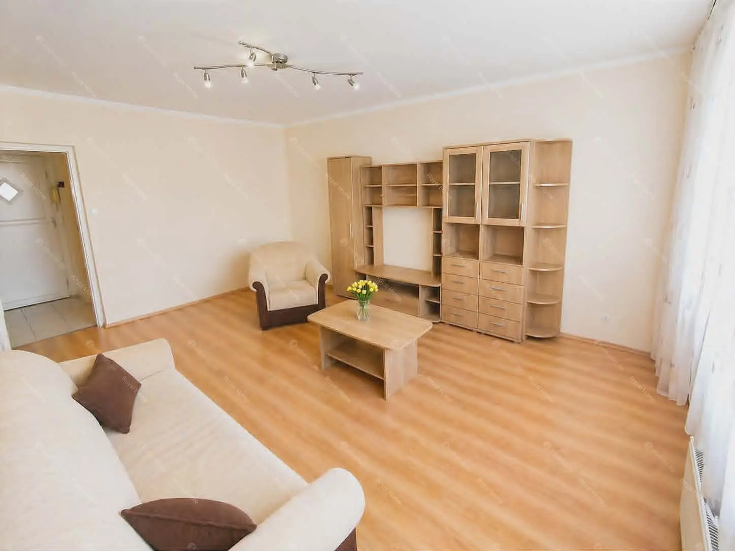 Kiadó albérlet 209000 Ft/hó áron: Budapest, XIII. kerület  Róbert Károly körút. Mérete: 46 nm, 2 szobás | Alberlet.hu - 6709537