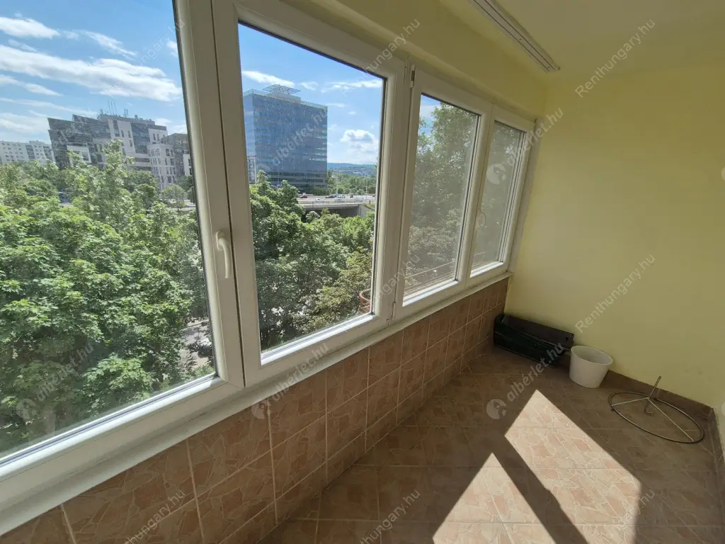 Kiadó albérlet 250000 Ft/hó áron: Budapest, XIII. kerület  Róbert Károly körút. Mérete: 61 nm, 2 szobás | Alberlet.hu - 6600276