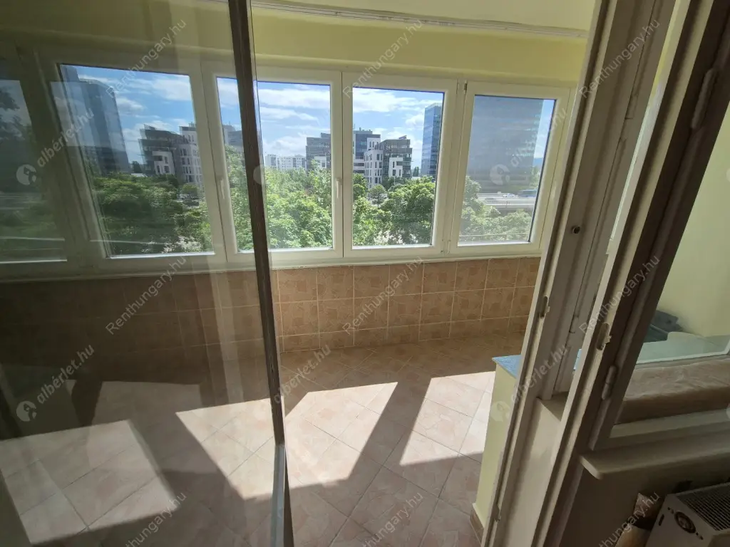 Kiadó albérlet 250000 Ft/hó áron: Budapest, XIII. kerület  Róbert Károly körút. Mérete: 61 nm, 2 szobás | Alberlet.hu - 6600277