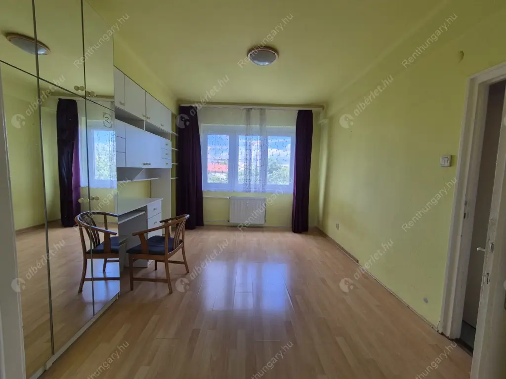 Kiadó albérlet 250000 Ft/hó áron: Budapest, XIII. kerület  Róbert Károly körút. Mérete: 61 nm, 2 szobás | Alberlet.hu - 6600278