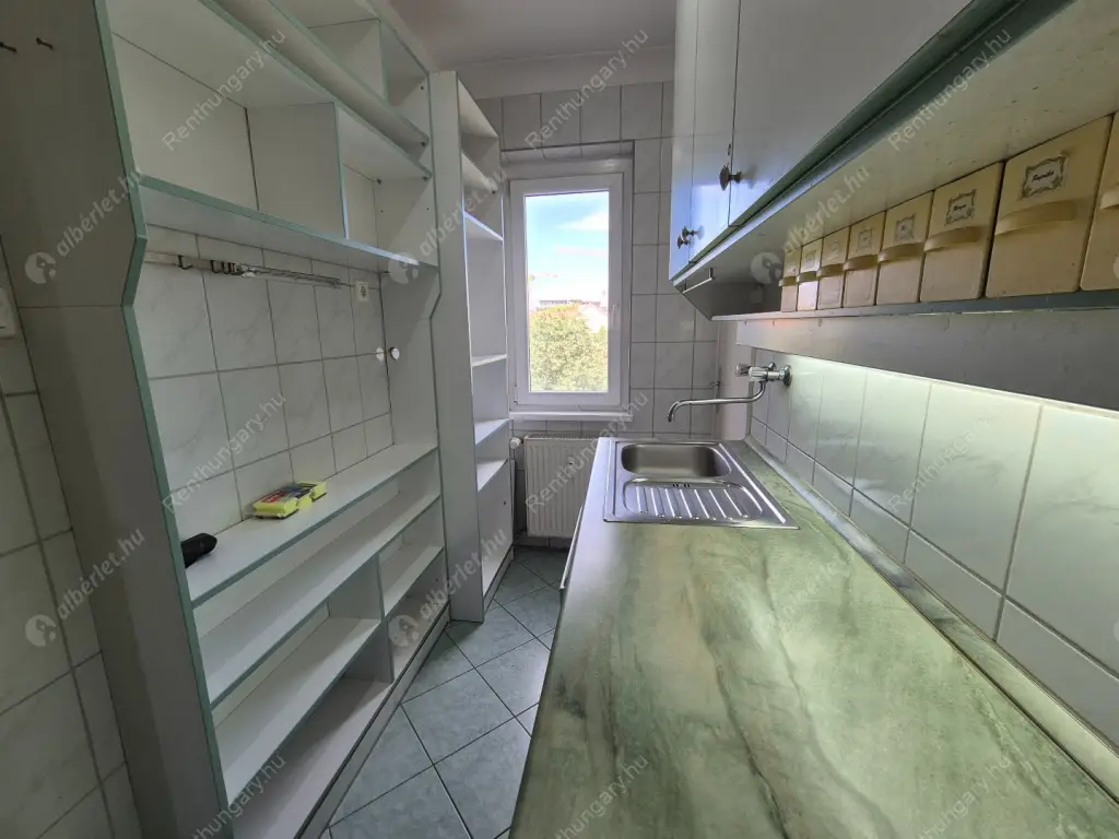 Kiadó albérlet 250000 Ft/hó áron: Budapest, XIII. kerület  Róbert Károly körút. Mérete: 61 nm, 2 szobás | Alberlet.hu - 6600285