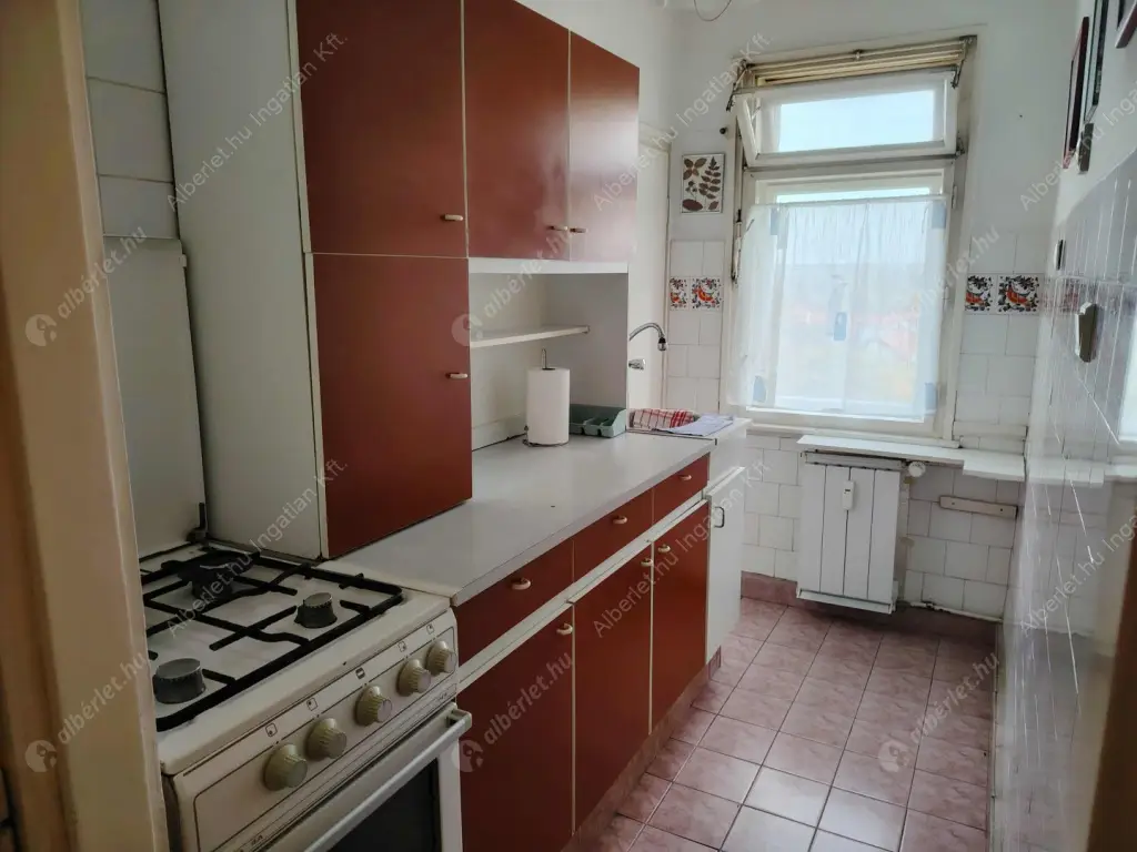 Kiadó albérlet 255000 Ft/hó áron: Budapest, XIII. kerület  Róbert Károly körút. Mérete: 62 nm, 2 szobás | Alberlet.hu - 6565151