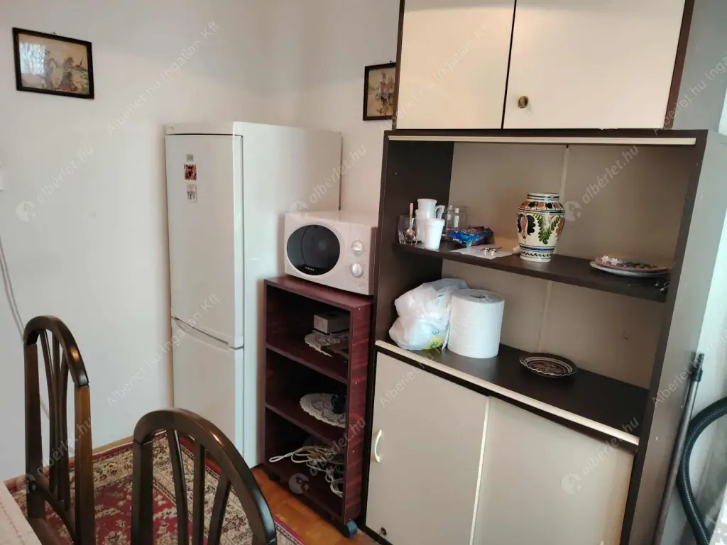 Kiadó albérlet 255000 Ft/hó áron: Budapest, XIII. kerület  Róbert Károly körút. Mérete: 62 nm, 2 szobás | Alberlet.hu - 6565155