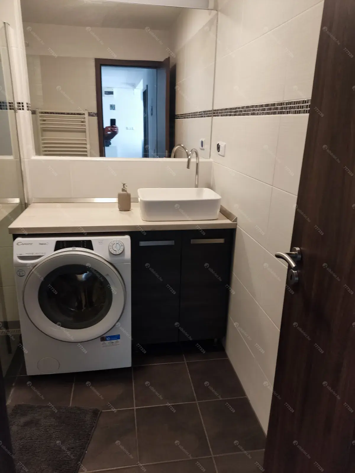 Kiadó albérlet 245000 Ft/hó áron: Budapest, XIII. kerület   Rokolya . Mérete: 52 nm, 2 szobás | Alberlet.hu - 6705691