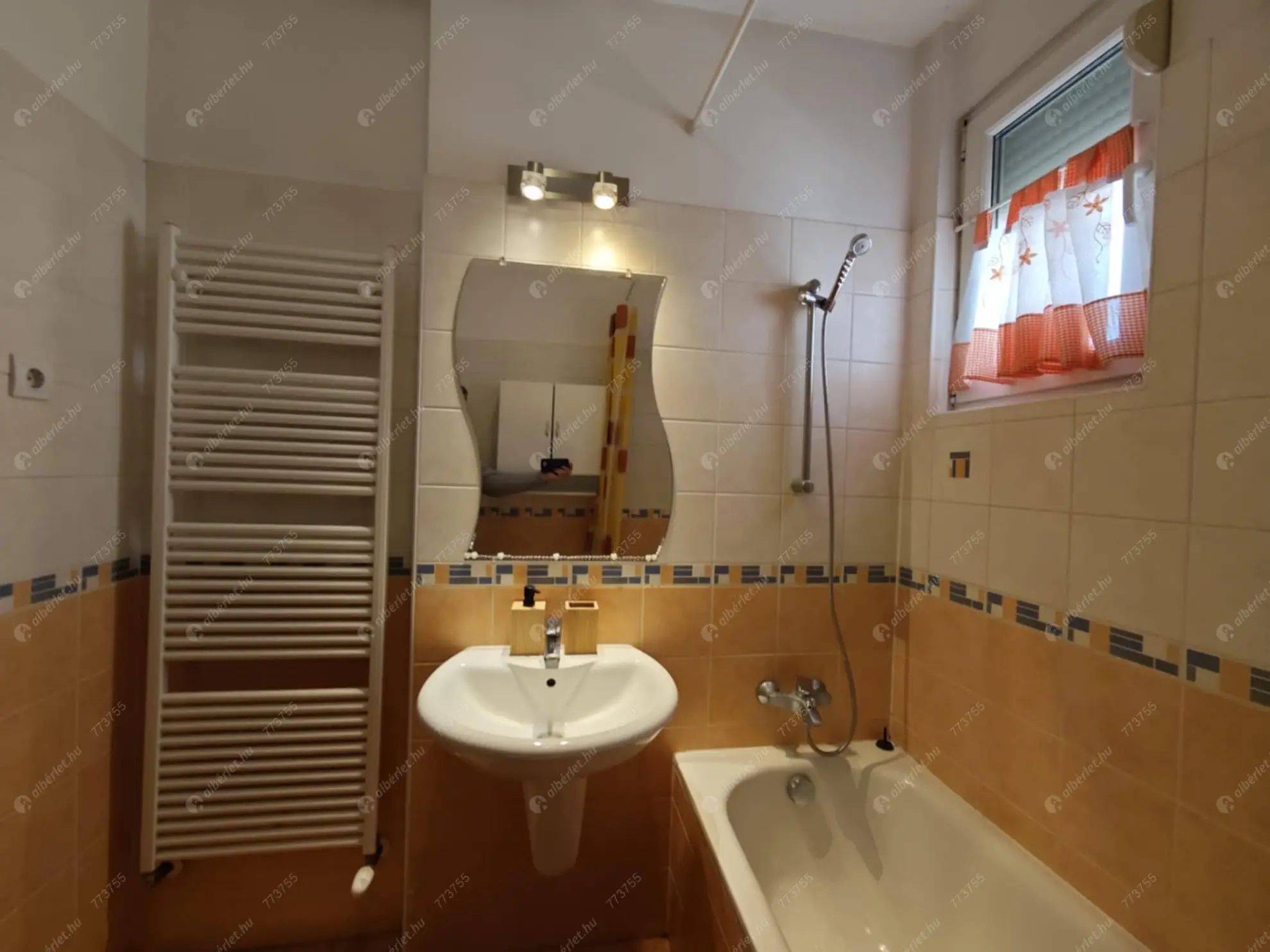 Kiadó albérlet 220000 Ft/hó áron: Budapest, XIII. kerület  Röppentyű utca. Mérete: 35 nm, 1 szobás | Alberlet.hu - 6636439