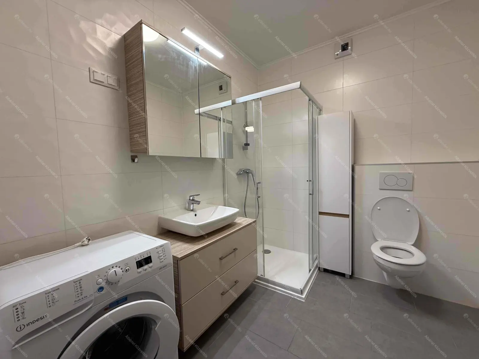 Kiadó albérlet 260000 Ft/hó áron: Budapest, XIII. kerület  Röppentyű utca. Mérete: 46 nm, 2 szobás | Alberlet.hu - 6667242