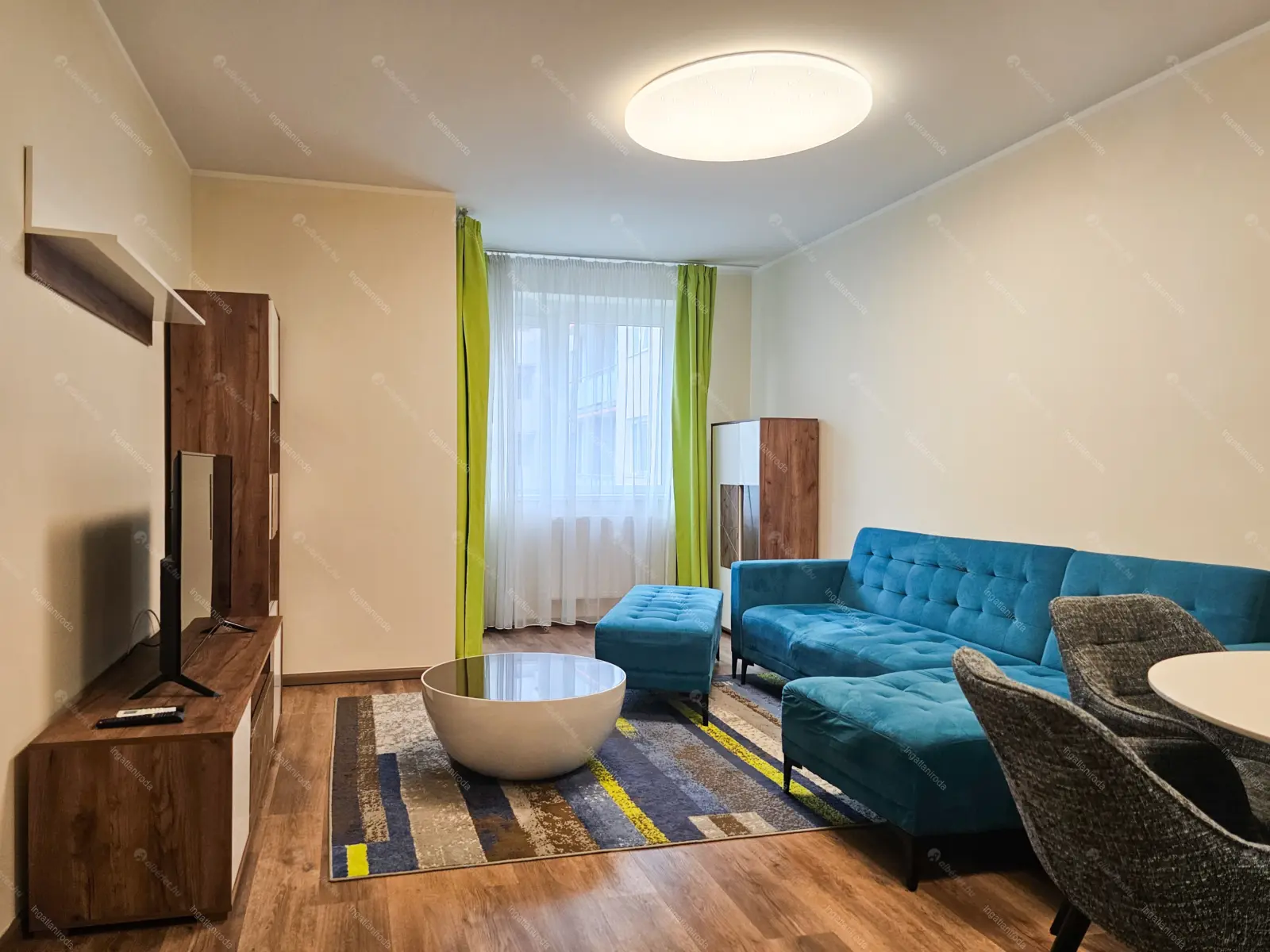 Kiadó albérlet 310000 Ft/hó áron: Budapest, XIII. kerület  Röppentyű utca. Mérete: 46 nm, 2 szobás | Alberlet.hu - 6701105