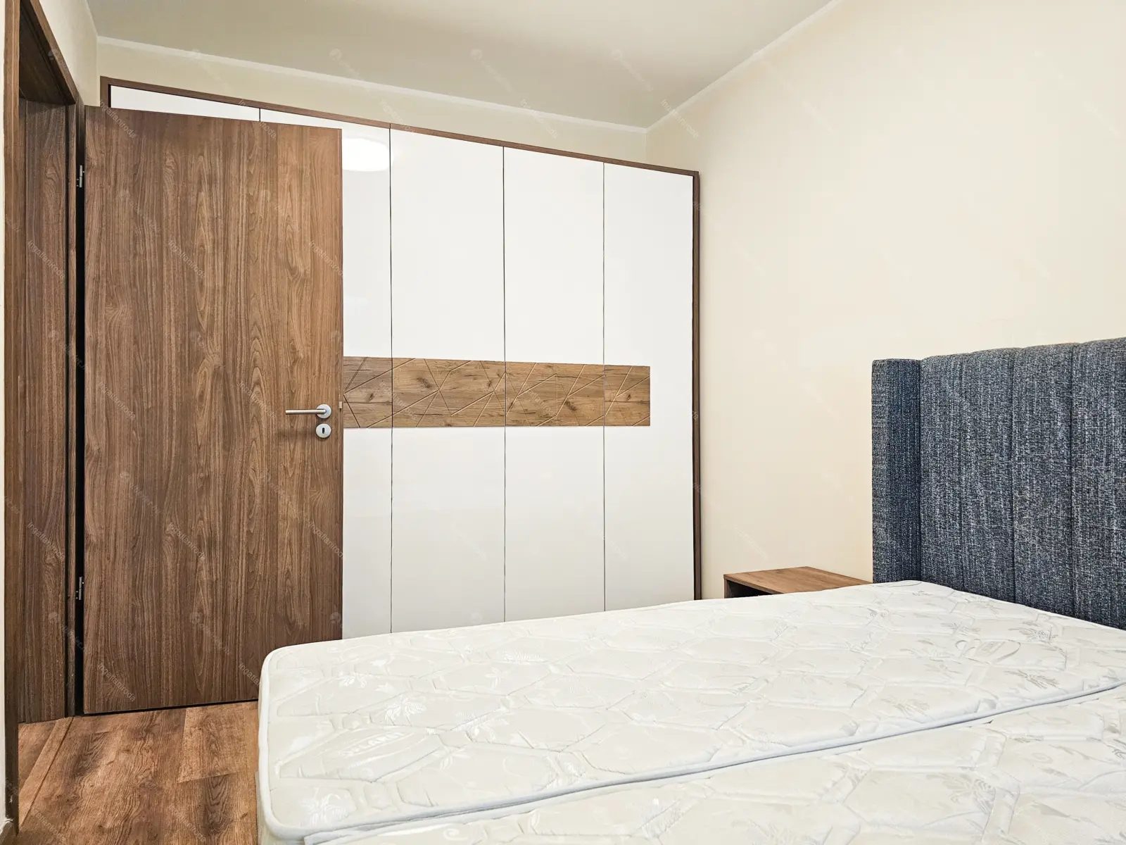 Kiadó albérlet 310000 Ft/hó áron: Budapest, XIII. kerület  Röppentyű utca. Mérete: 46 nm, 2 szobás | Alberlet.hu - 6701120