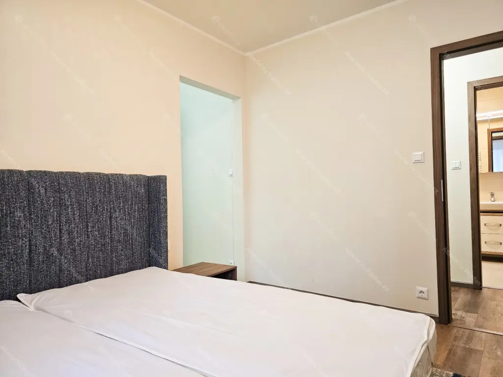 Kiadó albérlet 405000 Ft/hó áron: Budapest, XIII. kerület  Röppentyű utca. Mérete: 70 nm, 3 szobás | Alberlet.hu - 6647588