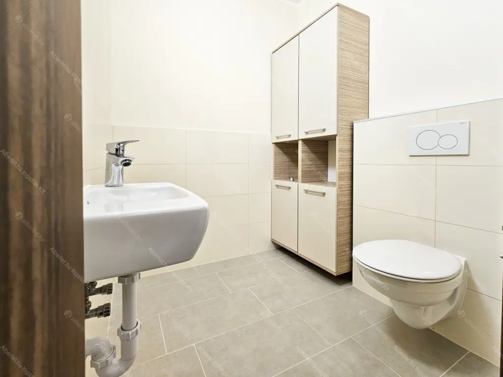 Kiadó albérlet 405000 Ft/hó áron: Budapest, XIII. kerület  Röppentyű utca. Mérete: 70 nm, 3 szobás | Alberlet.hu - 6647595