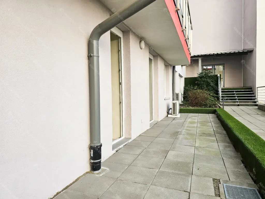 Kiadó albérlet 455000 Ft/hó áron: Budapest, XIII. kerület  Röppentyű utca. Mérete: 77 nm, 3 szobás | Alberlet.hu - 6667121