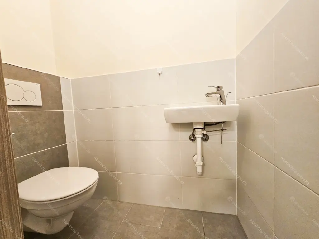 Kiadó albérlet 455000 Ft/hó áron: Budapest, XIII. kerület  Röppentyű utca. Mérete: 77 nm, 3 szobás | Alberlet.hu - 6667130