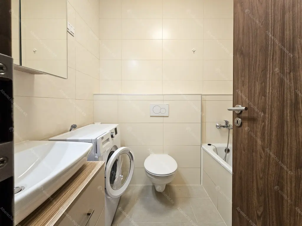 Kiadó albérlet 471000 Ft/hó áron: Budapest, XIII. kerület  Röppentyű utca. Mérete: 80 nm, 3 szobás | Alberlet.hu - 6637955