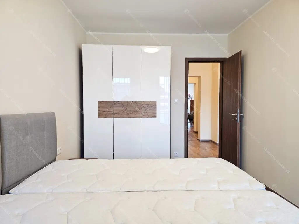 Kiadó albérlet 471000 Ft/hó áron: Budapest, XIII. kerület  Röppentyű utca. Mérete: 80 nm, 3 szobás | Alberlet.hu - 6637961