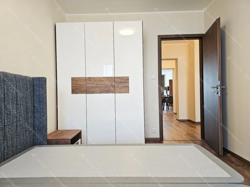 Kiadó albérlet 471000 Ft/hó áron: Budapest, XIII. kerület  Röppentyű utca. Mérete: 80 nm, 3 szobás | Alberlet.hu - 6667155