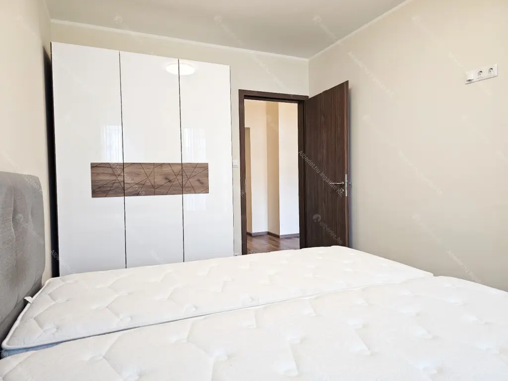 Kiadó albérlet 471000 Ft/hó áron: Budapest, XIII. kerület  Röppentyű utca. Mérete: 80 nm, 3 szobás | Alberlet.hu - 6667827