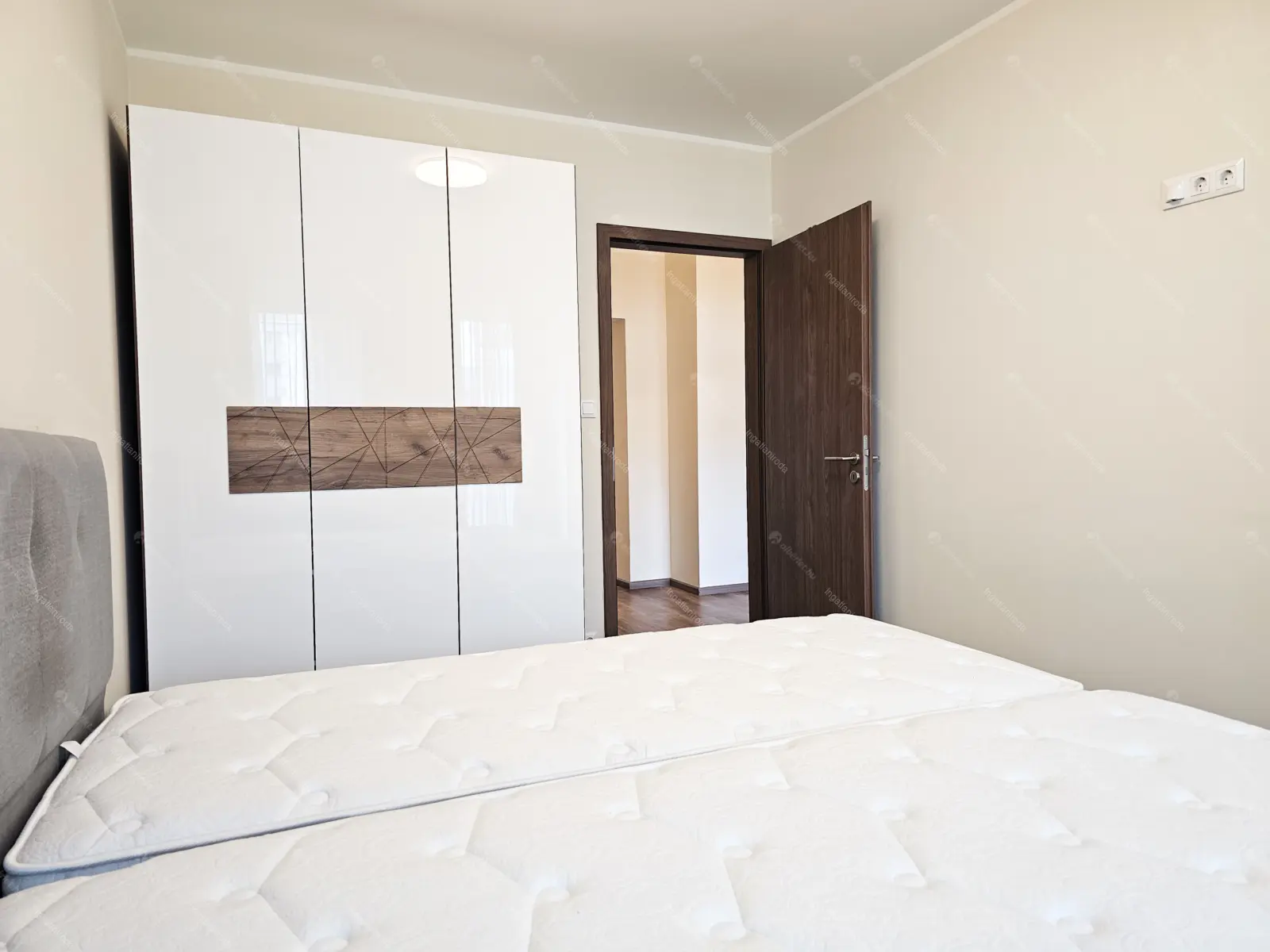 Kiadó albérlet 351000 Ft/hó áron: Budapest, XIII. kerület  Röppentyű utca. Mérete: 80 nm, 3 szobás | Alberlet.hu - 6700200