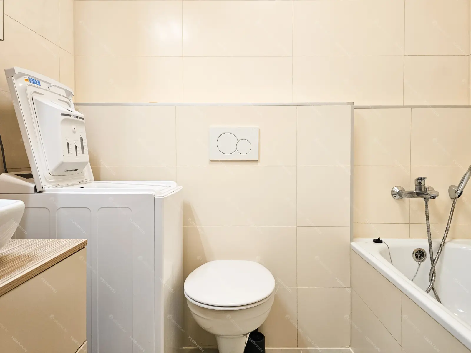 Kiadó albérlet 451000 Ft/hó áron: Budapest, XIII. kerület  Röppentyű utca. Mérete: 80 nm, 3 szobás | Alberlet.hu - 6700234