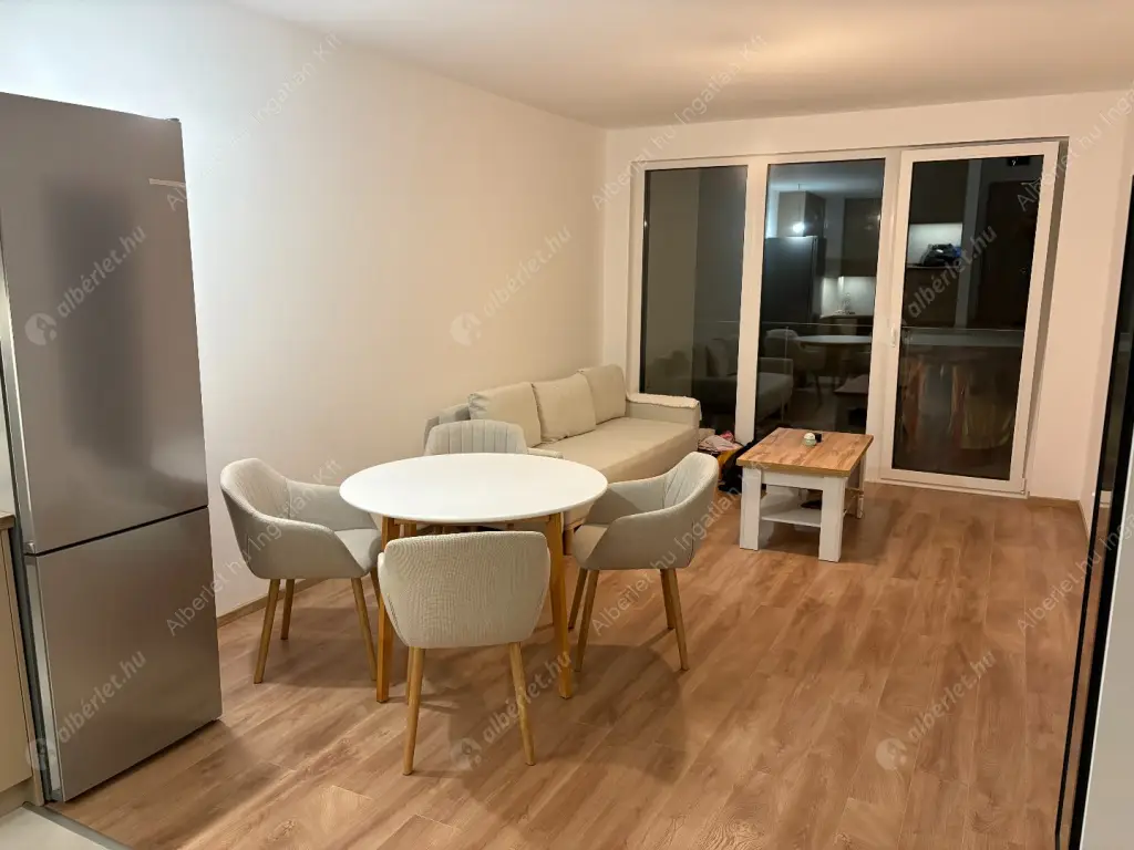 Kiadó albérlet 290000 Ft/hó áron: Budapest, XIII. kerület  Rózsafa utca. Mérete: 48 nm, 2 szobás | Alberlet.hu - 6586547