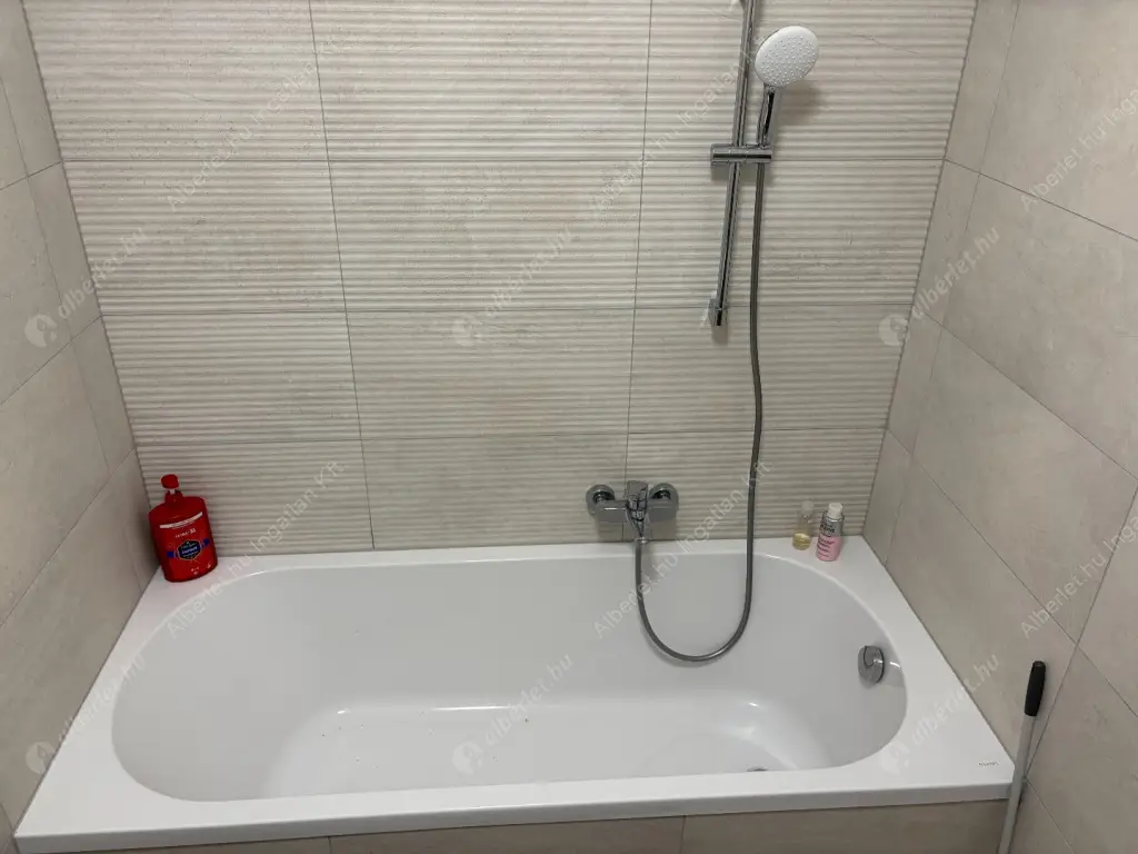 Kiadó albérlet 290000 Ft/hó áron: Budapest, XIII. kerület  Rózsafa utca. Mérete: 48 nm, 2 szobás | Alberlet.hu - 6586555