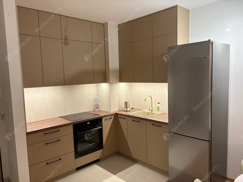 Kiadó albérlet 290000 Ft/hó áron: Budapest, XIII. kerület  Rózsafa utca. Mérete: 48 nm, 2 szobás | Alberlet.hu - 6586391