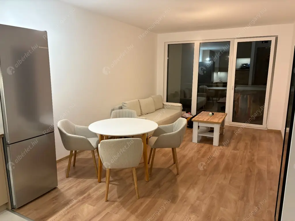 Kiadó albérlet 290000 Ft/hó áron: Budapest, XIII. kerület  Rózsafa utca. Mérete: 48 nm, 2 szobás | Alberlet.hu - 6586396