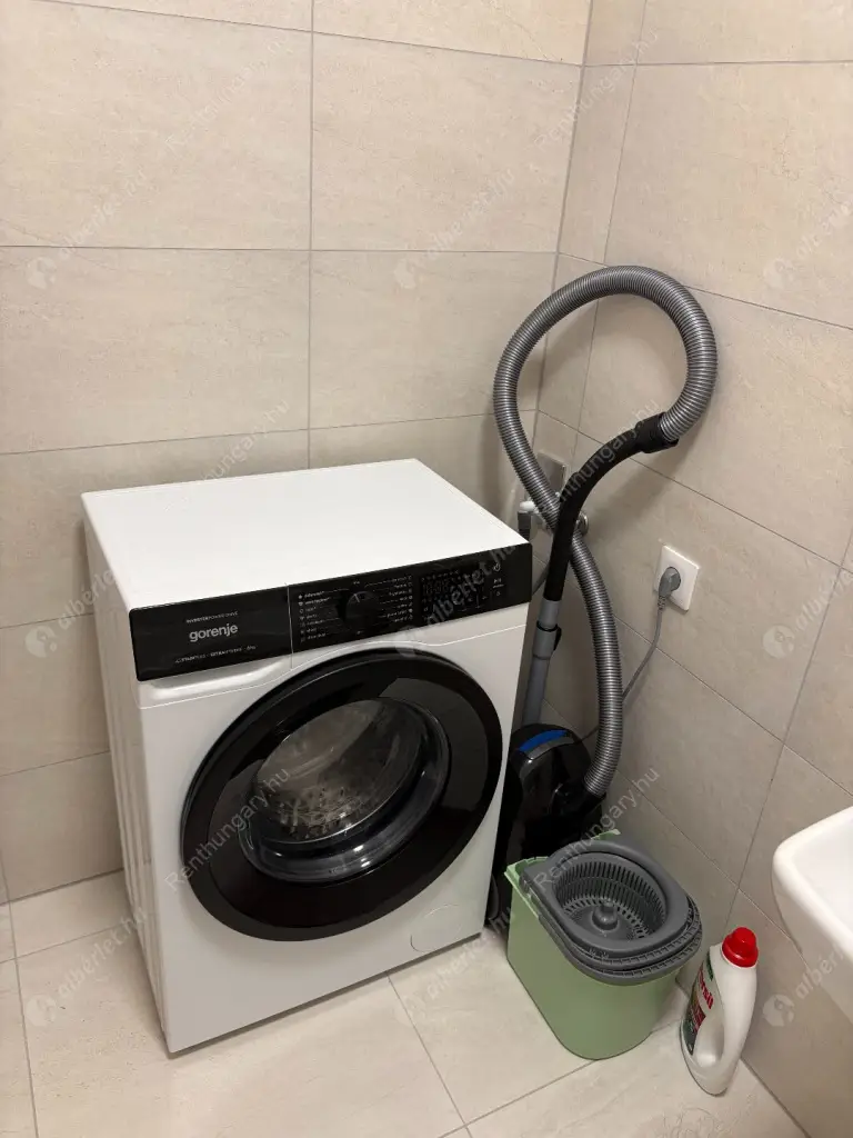 Kiadó albérlet 290000 Ft/hó áron: Budapest, XIII. kerület  Rózsafa utca. Mérete: 48 nm, 2 szobás | Alberlet.hu - 6586402