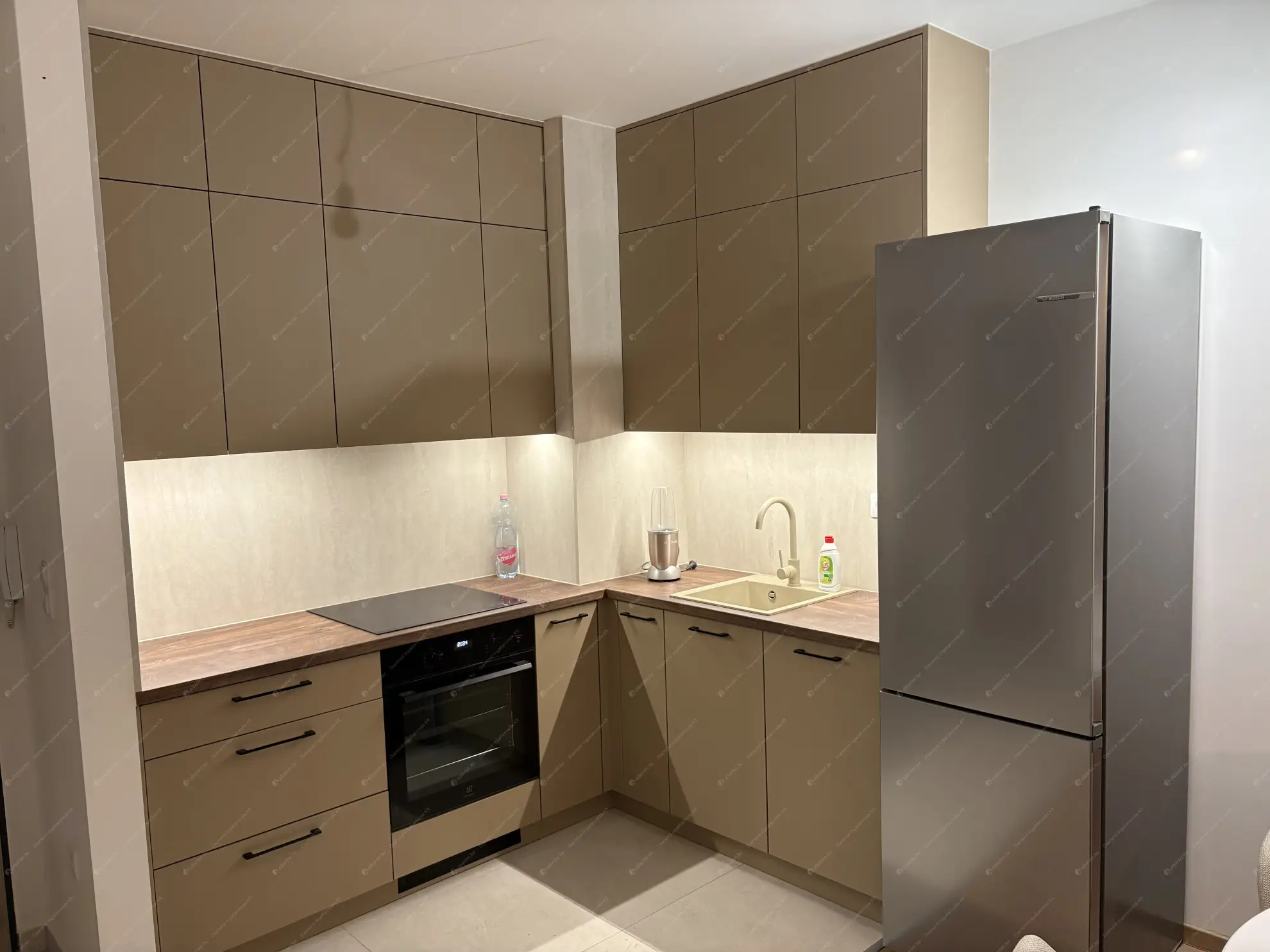 Kiadó albérlet 290000 Ft/hó áron: Budapest, XIII. kerület  Rózsafa utca. Mérete: 48 nm, 2 szobás | Alberlet.hu - 6586618