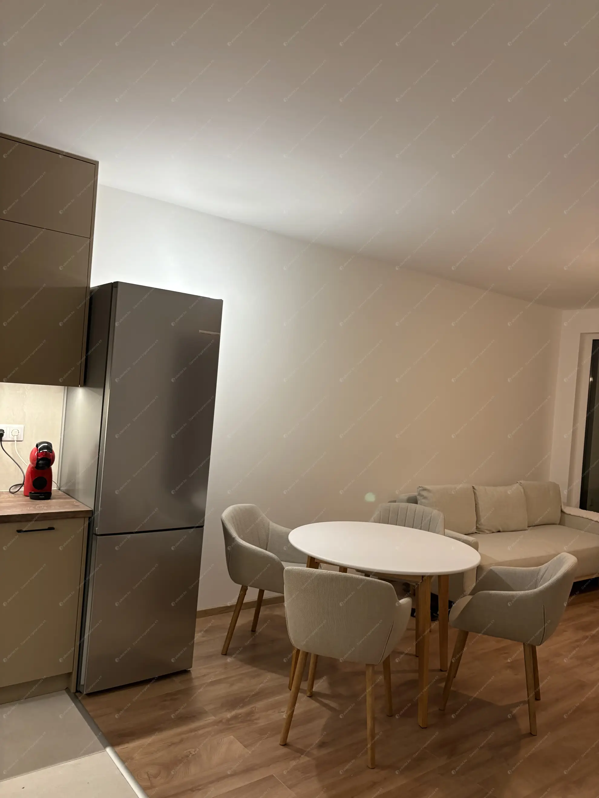 Kiadó albérlet 290000 Ft/hó áron: Budapest, XIII. kerület  Rózsafa utca. Mérete: 48 nm, 2 szobás | Alberlet.hu - 6586623