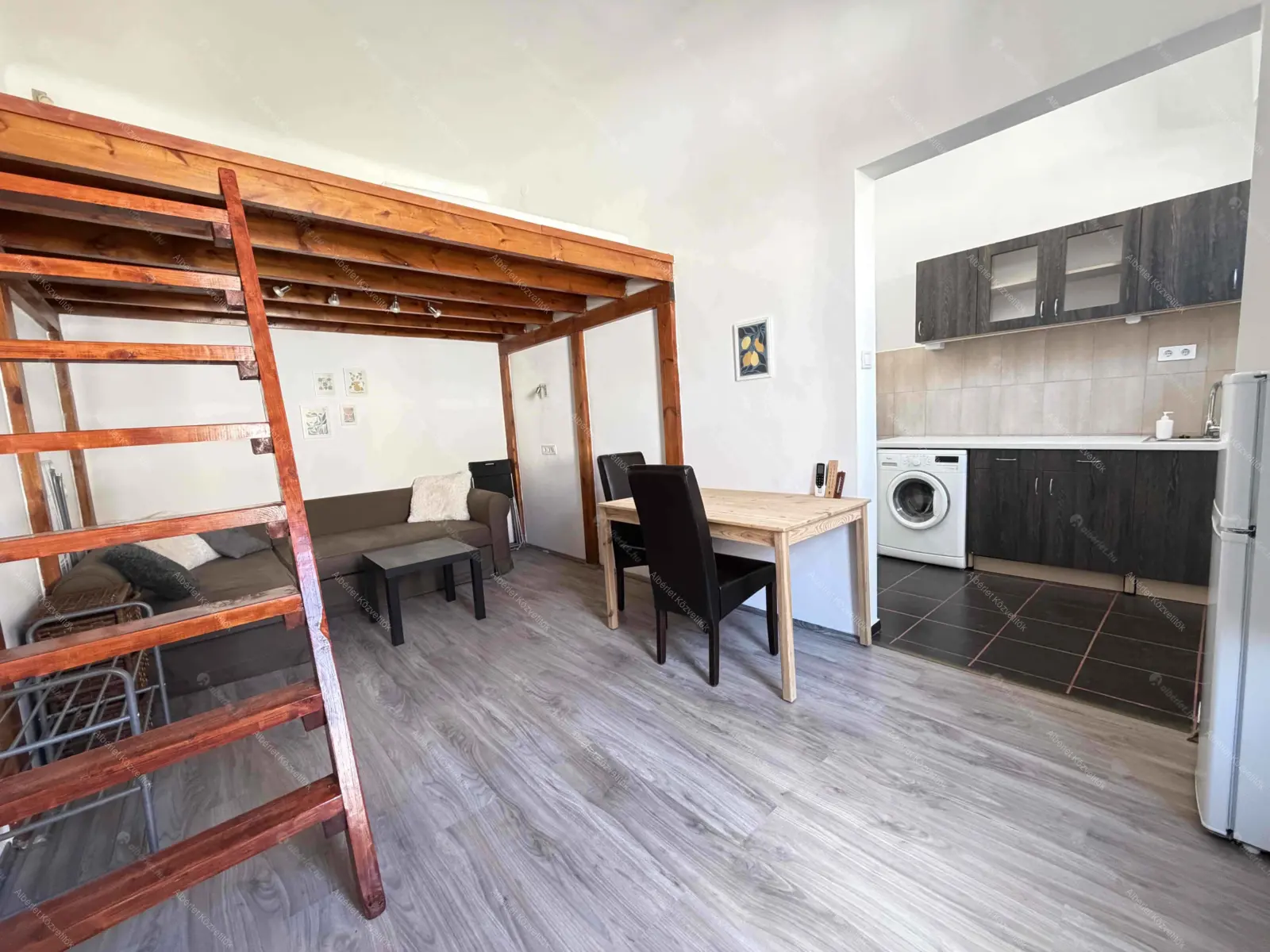 Kiadó albérlet 175000 Ft/hó áron: Budapest, XIII. kerület  Rozsnyay utca. Mérete: 25 nm, 1 szobás | Alberlet.hu - 6691338