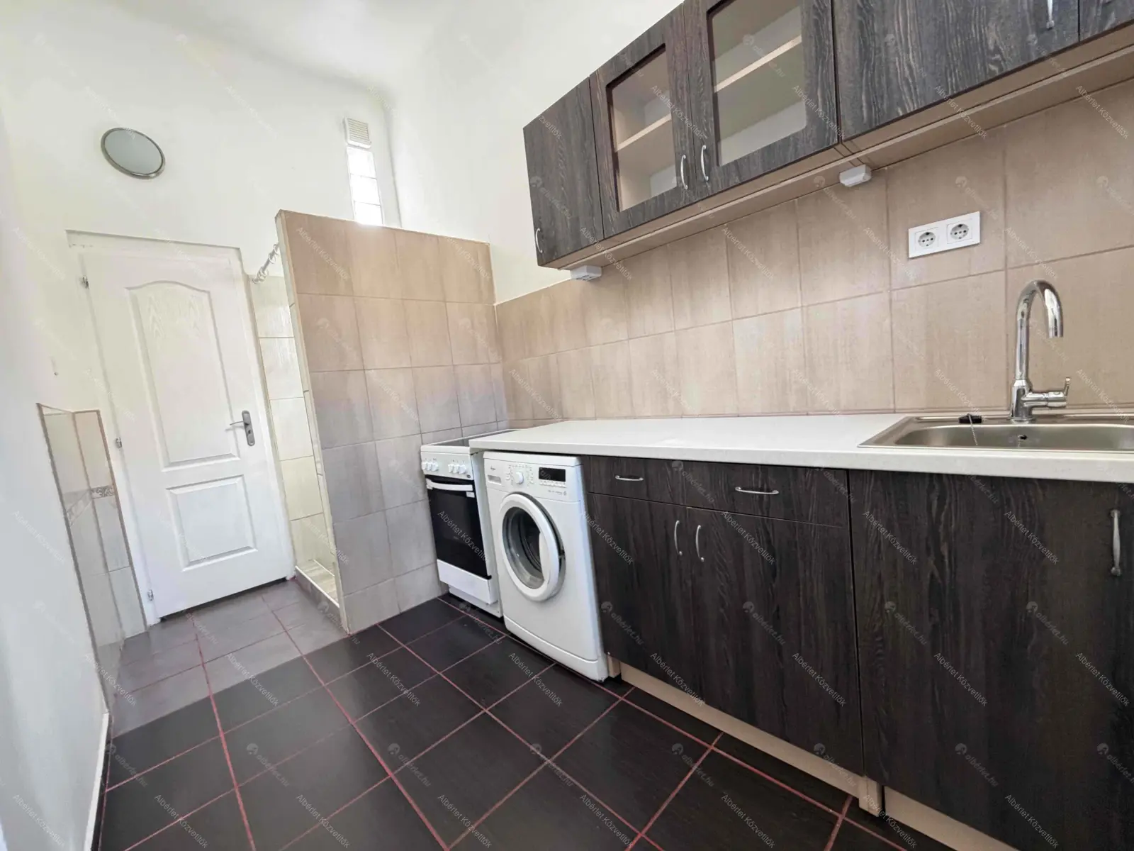 Kiadó albérlet 175000 Ft/hó áron: Budapest, XIII. kerület  Rozsnyay utca. Mérete: 25 nm, 1 szobás | Alberlet.hu - 6691344