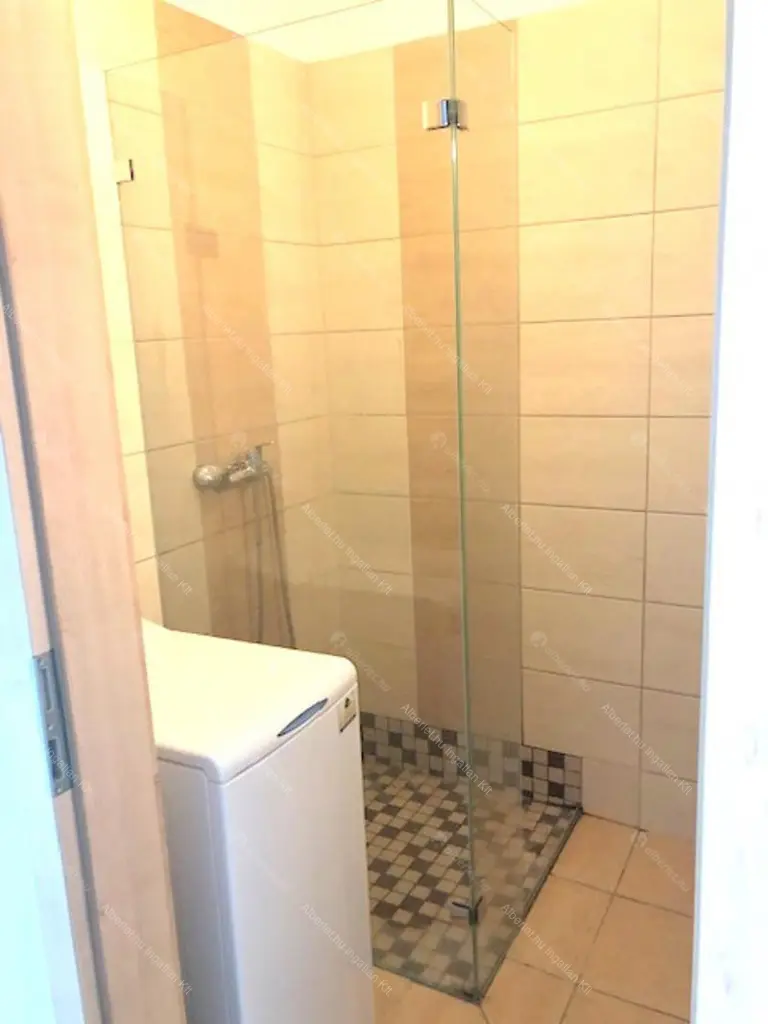 Kiadó albérlet 230000 Ft/hó áron: Budapest, XIII. kerület  Rozsnyay utca. Mérete: 30 nm, 1 szobás | Alberlet.hu - 6684455