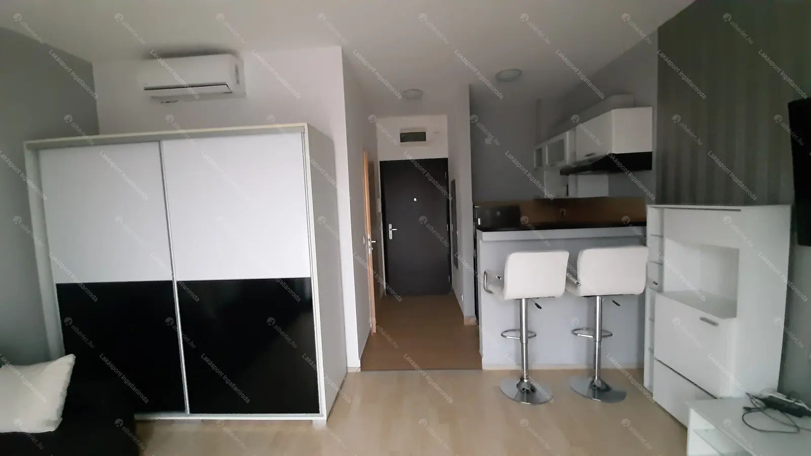 Kiadó albérlet 250000 Ft/hó áron: Budapest, XIII. kerület  Rozsnyay utca. Mérete: 30 nm, 1 szobás | Alberlet.hu - 6691245