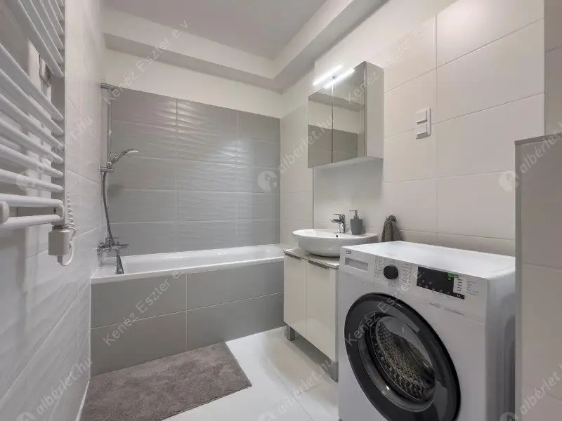 Kiadó albérlet 320000 Ft/hó áron: Budapest, XIII. kerület  Rozsnyay utca. Mérete: 41 nm, 1 szobás | Alberlet.hu - 6632366