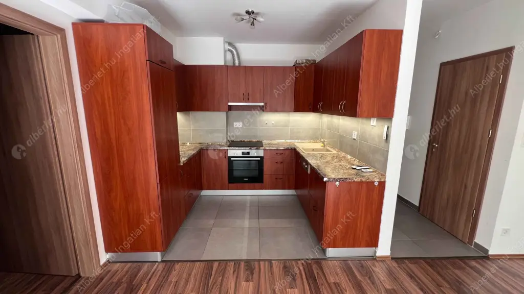 Kiadó albérlet 400000 Ft/hó áron: Budapest, XIII. kerület  Rozsnyay utca. Mérete: 77 nm, 4 szobás | Alberlet.hu - 6578305