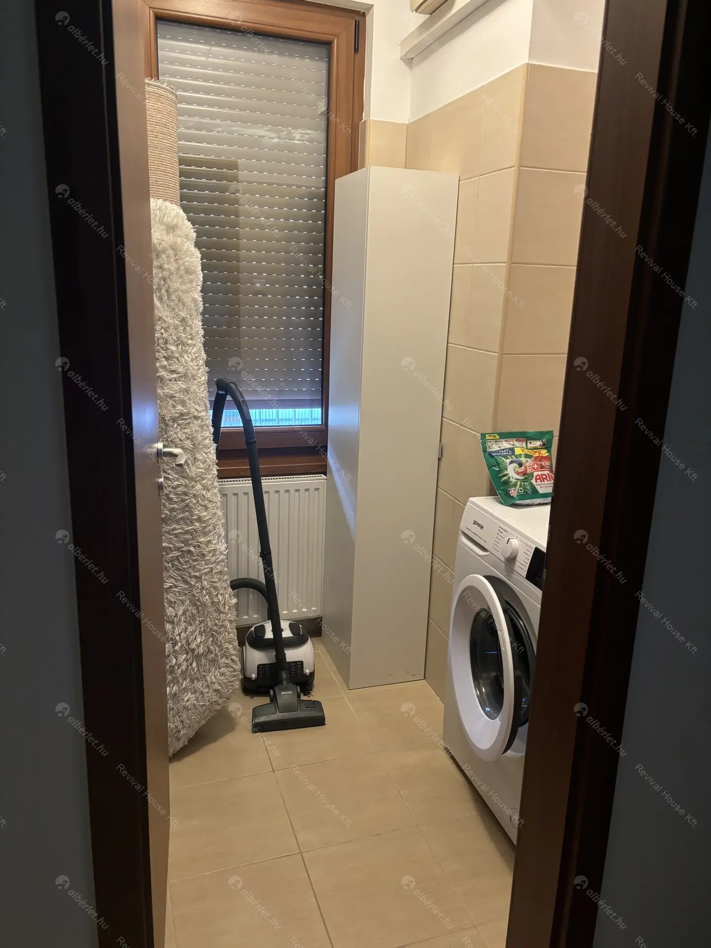 Kiadó albérlet 850000 Ft/hó áron: Budapest, XIII. kerület  Sólyatér utca. Mérete: 95 nm, 4 szobás | Alberlet.hu - 6315363