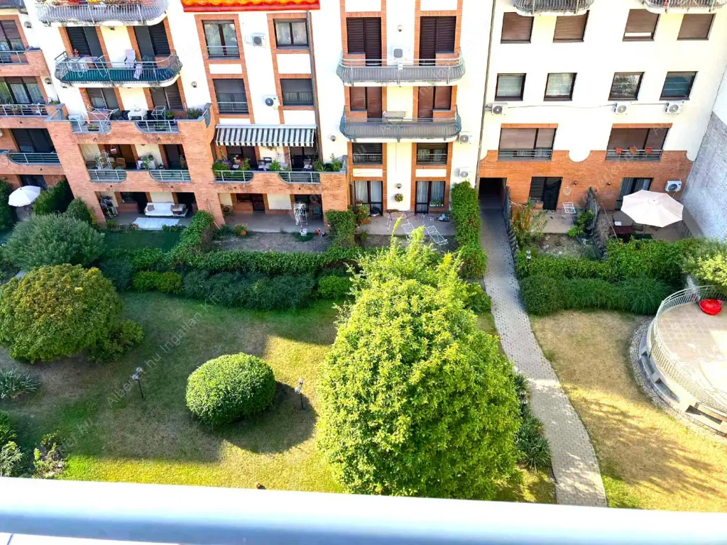 Kiadó albérlet 210000 Ft/hó áron: Budapest, XIII. kerület  Szabolcs utca. Mérete: 32 nm, 1 szobás | Alberlet.hu - 6572569