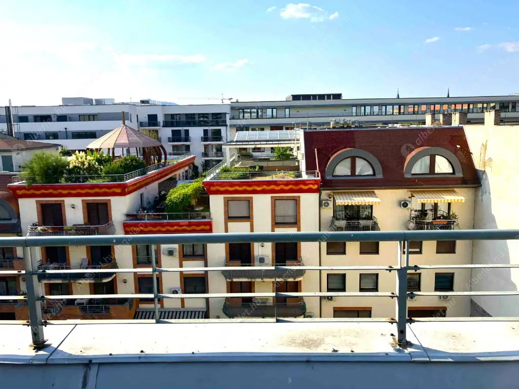 Kiadó albérlet 210000 Ft/hó áron: Budapest, XIII. kerület  Szabolcs utca. Mérete: 32 nm, 1 szobás | Alberlet.hu - 6572570