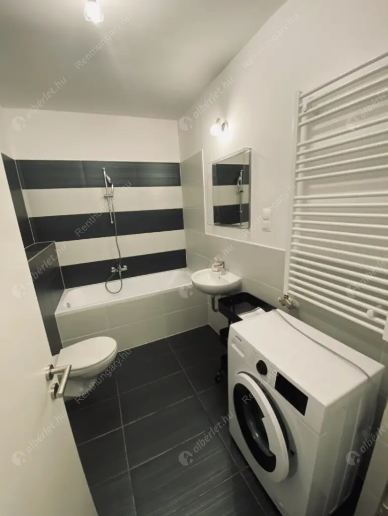 Kiadó albérlet 280000 Ft/hó áron: Budapest, XIII. kerület  Szabolcs utca. Mérete: 35 nm, 1 szobás | Alberlet.hu - 6569229