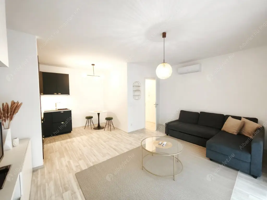 Kiadó albérlet 260000 Ft/hó áron: Budapest, XIII. kerület  Szabolcs utca. Mérete: 35 nm, 1 szobás | Alberlet.hu - 6597931