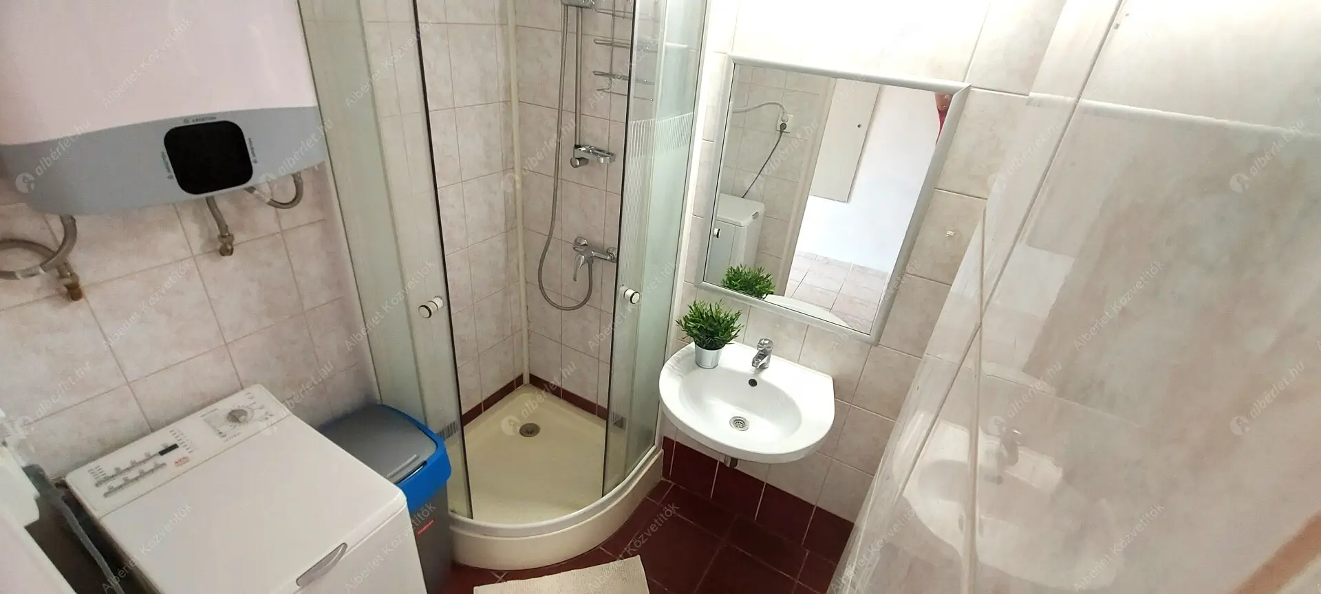 Kiadó albérlet 165000 Ft/hó áron: Budapest, XIII. kerület  Szabolcs utca. Mérete: 35 nm, 1 szobás | Alberlet.hu - 6603054