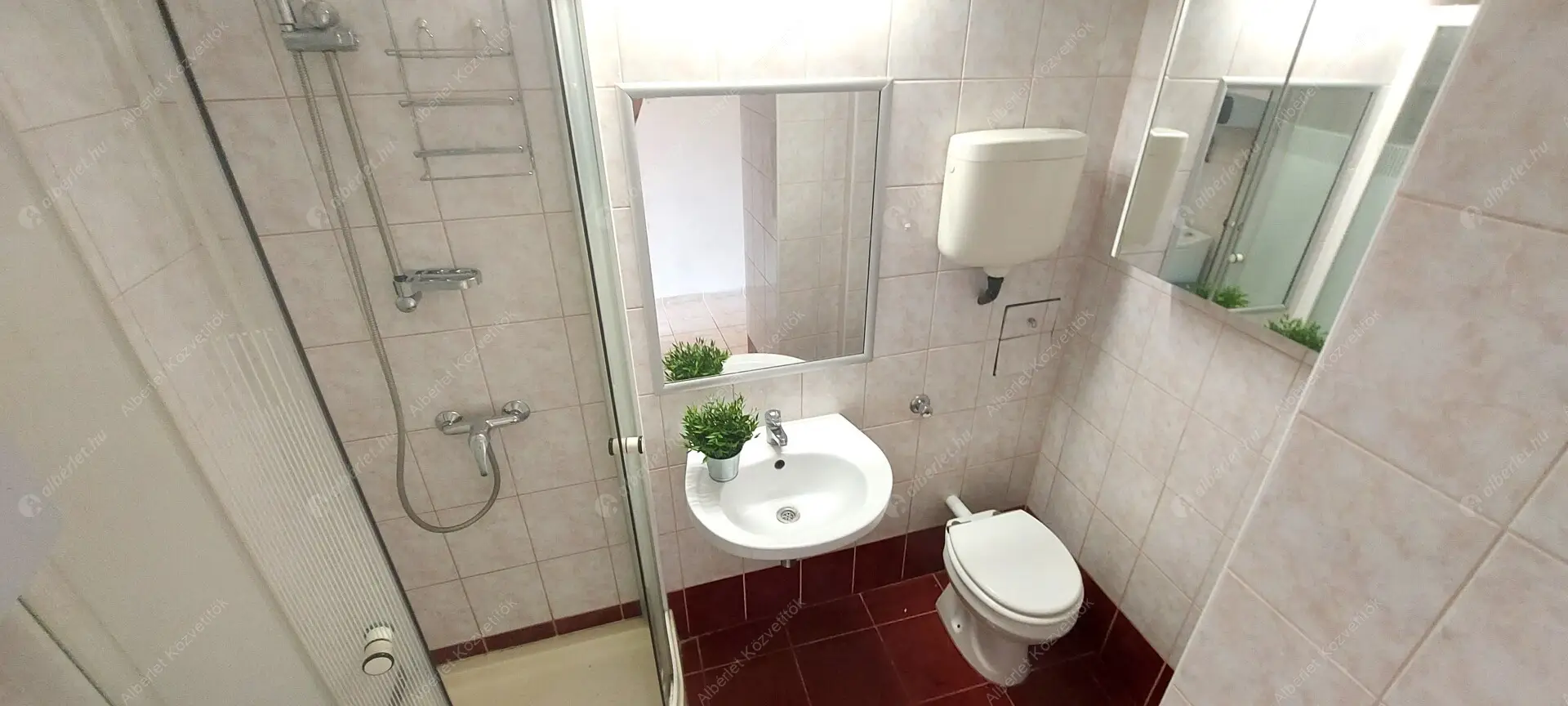 Kiadó albérlet 165000 Ft/hó áron: Budapest, XIII. kerület  Szabolcs utca. Mérete: 35 nm, 1 szobás | Alberlet.hu - 6603056