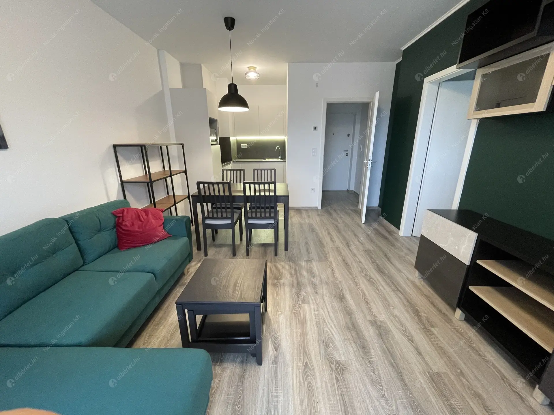 Kiadó albérlet 290000 Ft/hó áron: Budapest, XIII. kerület  Szabolcs utca. Mérete: 40 nm, 2 szobás | Alberlet.hu - 5776802