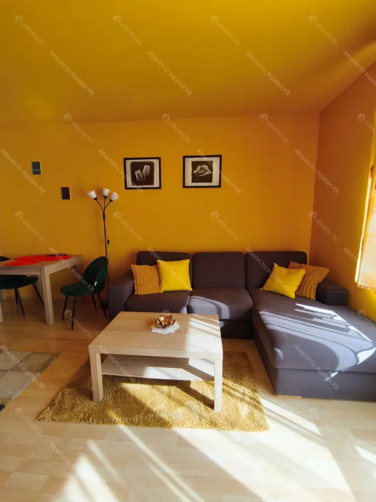 Kiadó albérlet 250000 Ft/hó áron: Budapest, XIII. kerület  Szabolcs utca. Mérete: 42 nm, 2 szobás | Alberlet.hu - 6686527