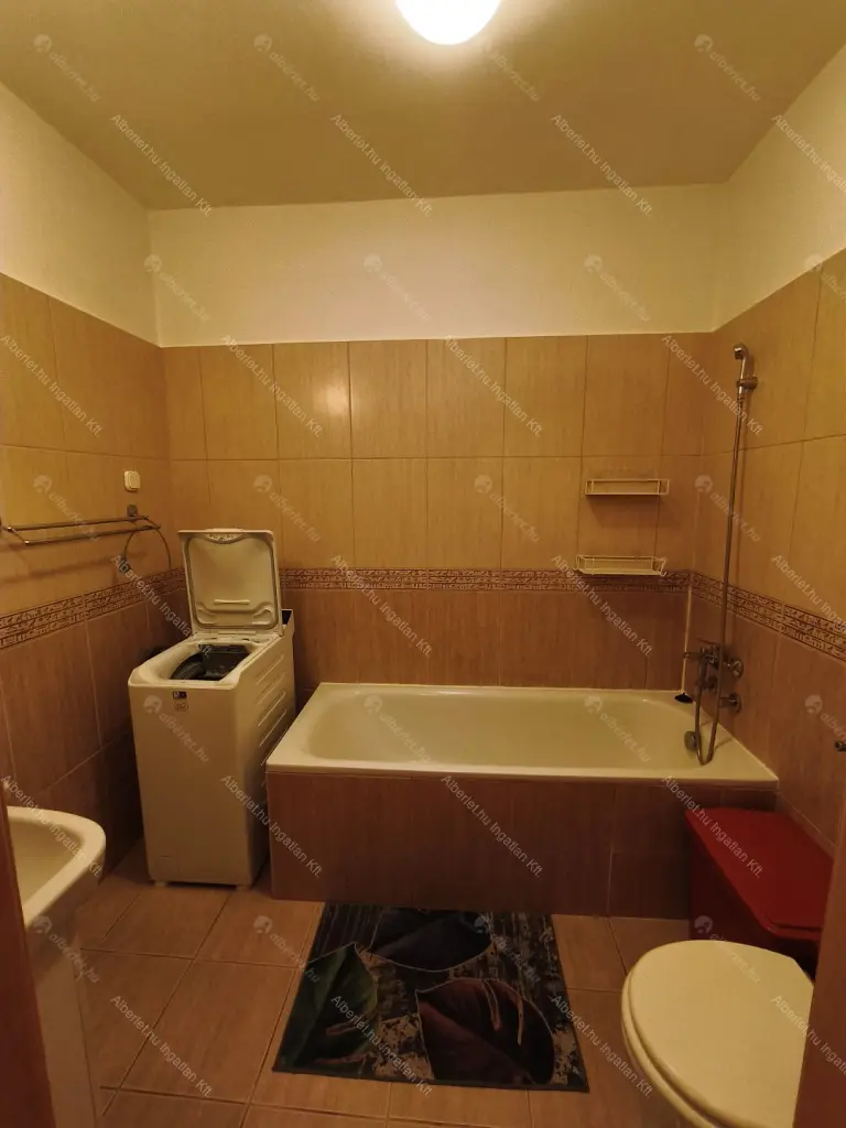 Kiadó albérlet 250000 Ft/hó áron: Budapest, XIII. kerület  Szabolcs utca. Mérete: 42 nm, 2 szobás | Alberlet.hu - 6686529